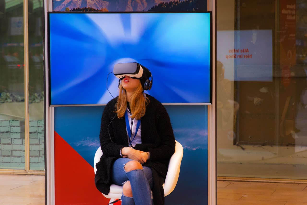 Cover Image for How experiential retail is fighting the eCommerce threat