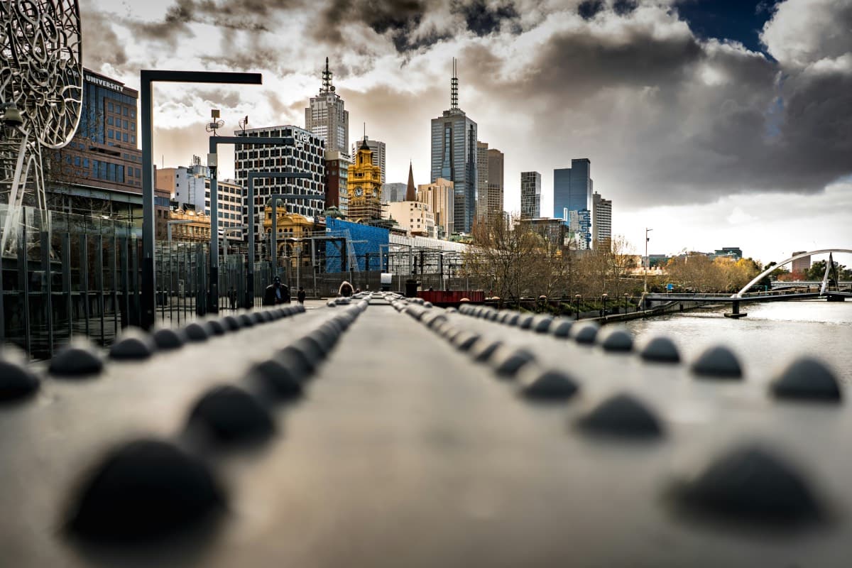 Cover Image for Post-COVID office trends: East coast stays home, Perth returns to office