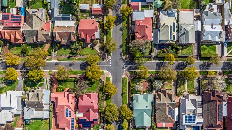Cover Image for How did Australia’s property market turn out after the last few booms?